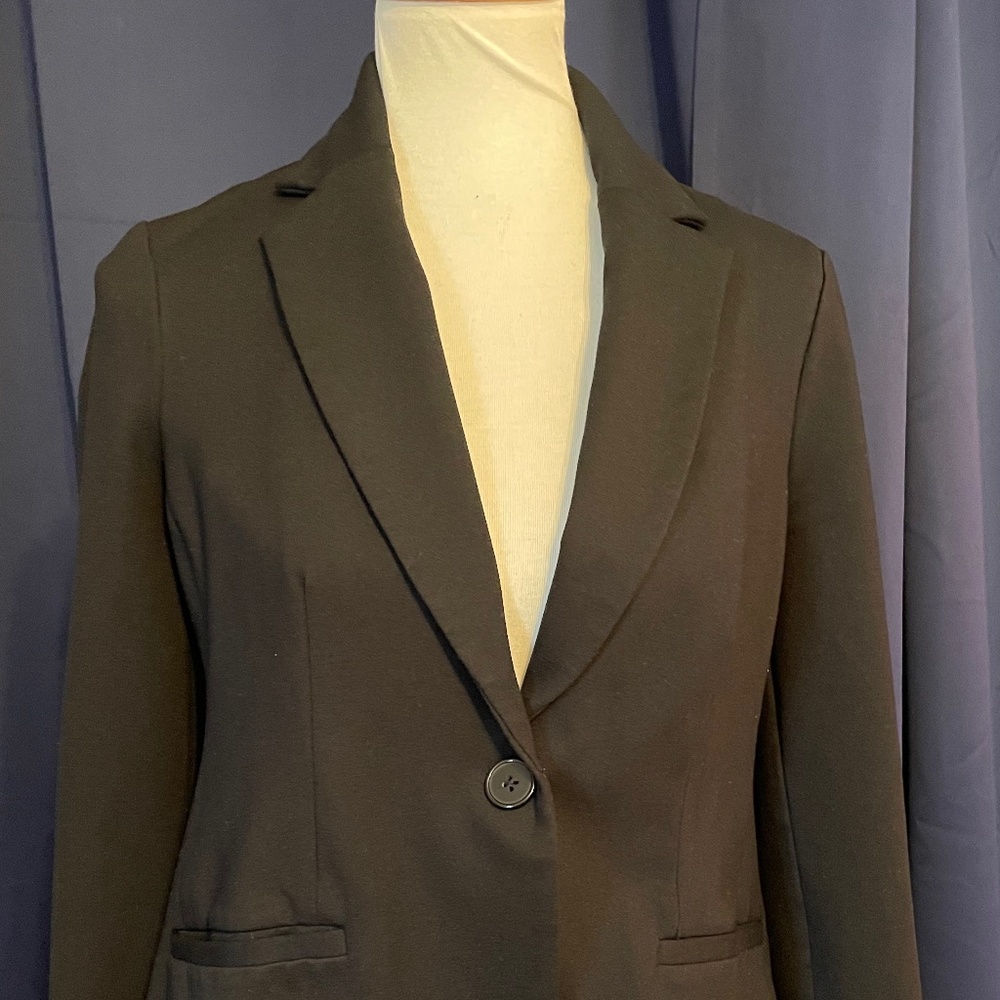 Maternity blazer by Motherhood